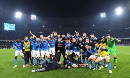 Napoli – Juventus 5-1: Maremoto Napoli, spallata al campionato